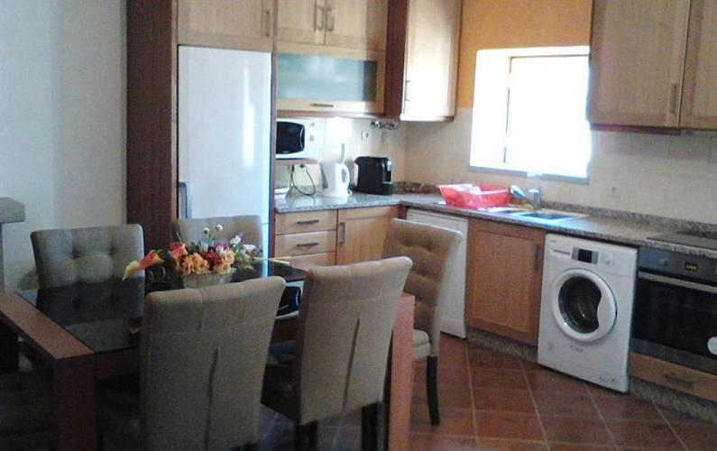 Moradia Familia Escoto Villa Monsanto Buitenkant foto