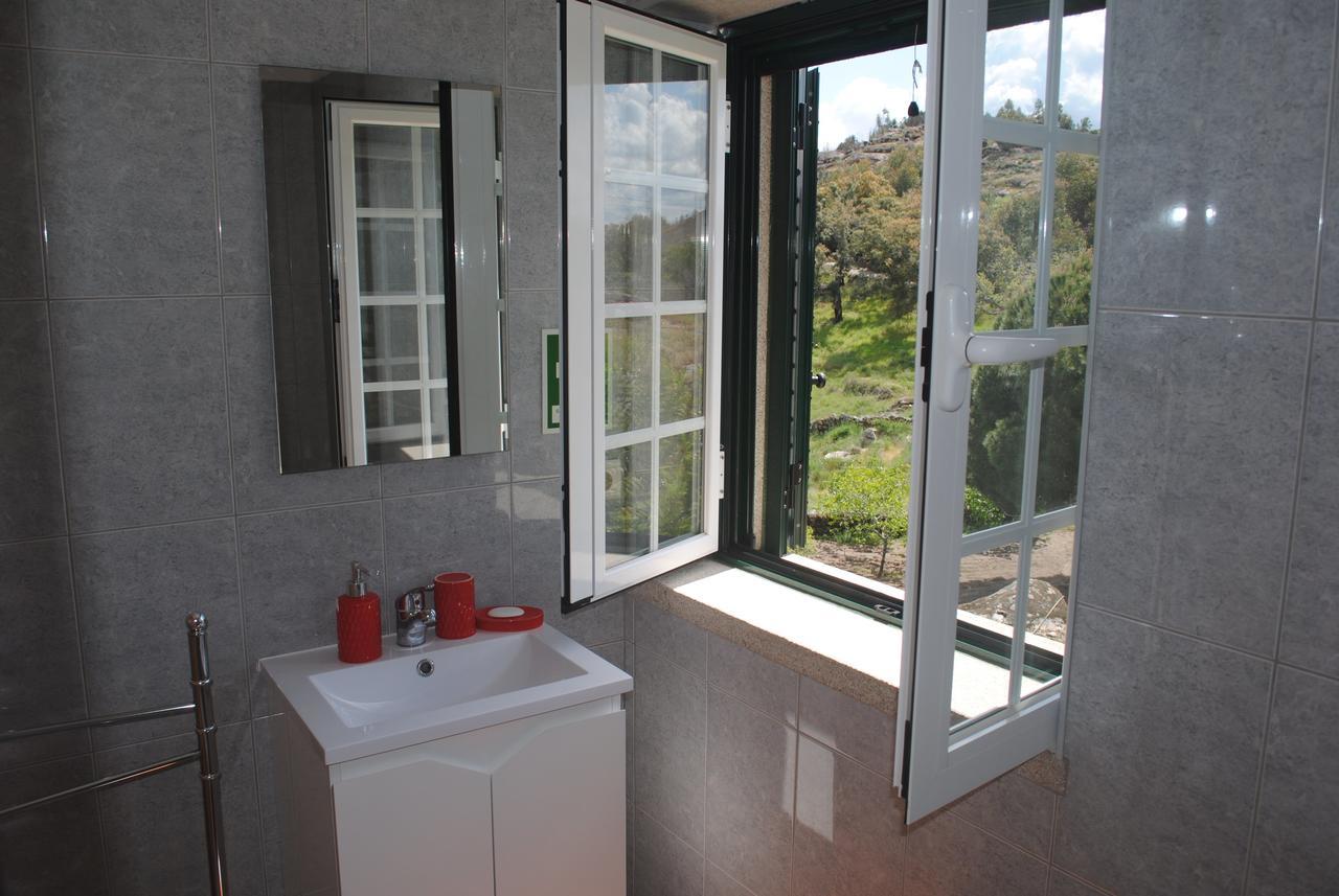Moradia Familia Escoto Villa Monsanto Buitenkant foto